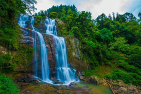 Гостиница Ramboda Falls Hotel  Ramboda